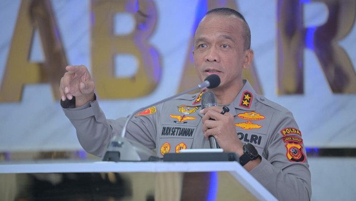 1765667100884-kapolda-jabar-irjen-pol-rudi-setiawan-1754021344505_169