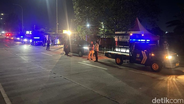 1765688739592-polisi-patroli-di-tangerang-jelang-natal-dan-tahun-baru-dok-ist-1765686463775_169