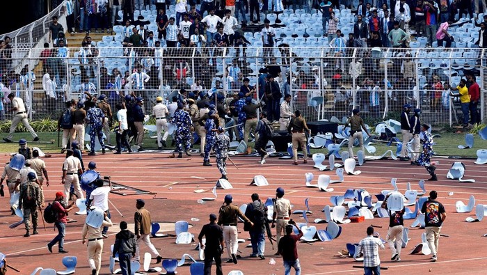 1765688740658-jumpa-fans-lionel-messi-di-india-ricuh-1765621192074_169