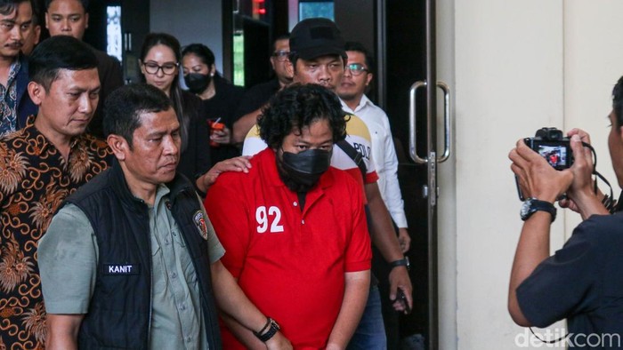 1765688742163-temuan-baru-kebakaran-terra-drone-seret-dirut-jadi-tersangka-1765532796930_169