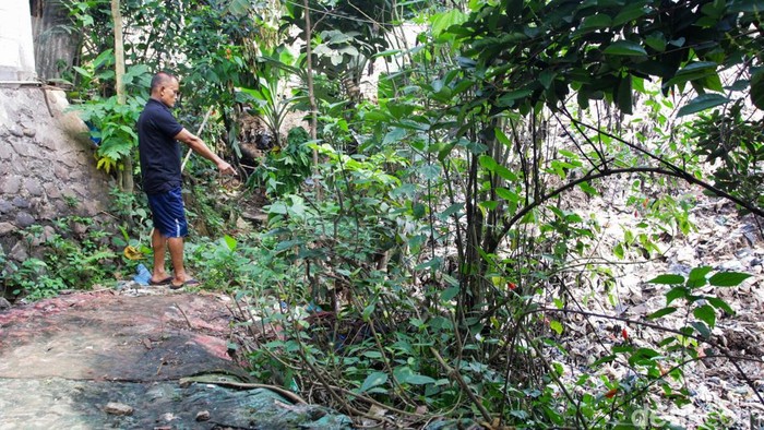 1765710366202-gunungan-sampah-tpa-cipeucang-merampas-ruang-hidup-warga-serpong-1765607033874_169