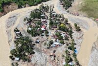 1765710367723-dampak-kerusakan-pascabanjir-bandang-di-nagan-raya-1764562775684_169