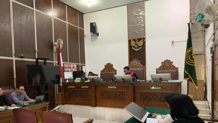 1765775238847-sidang-gugatan-maki-terhadap-kpk-taufiqdetikcom-1765771065842_169