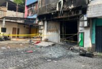 1765991180893-kondisi-terkini-tkp-kebakaran-terra-drone-tewaskan-22-orang-1765332837748_169