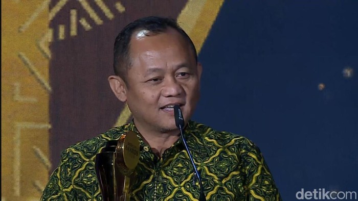 1766034410319-sekjen-golkar-sarmuji-1764080828576_169