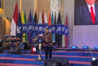 1766077603446-presiden-ke-6-ri-sby-menerima-penghargaan-super-alumni-ipb-rizky-adhadetikcom-1766069208211_169