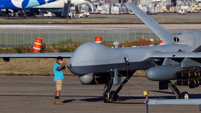 1766941552646-ketegangan-asvenezuela-militer-as-terus-dikerahkan-di-puerto-rico-1766892660694_169