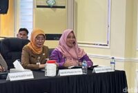 1767027965439-psikolog-forensik-irna-minauli-saat-konferensi-pers-di-polrestabes-medan-finta-rahyunidetiksumut-1767021903014_169