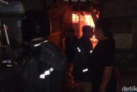 1767135906668-kebakaran-pasar-lemahabang-1767103888184_169