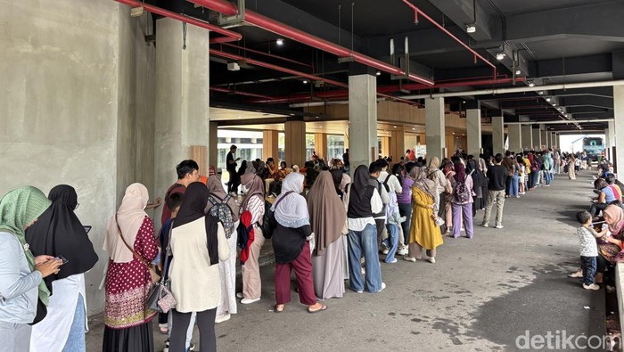 1767416816162-antran-di-planetarium-jakarta-rachma-indiradetikcom-1767357079961_169