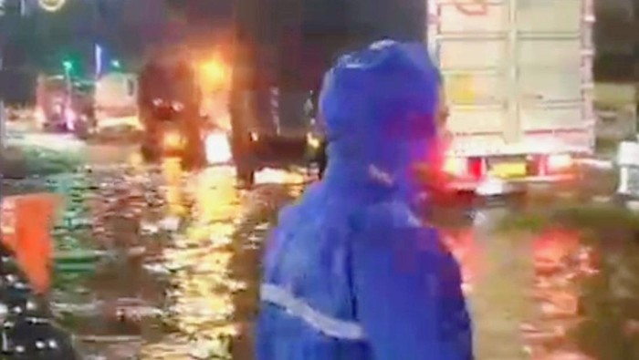 1769036744463-bnajir-rendam-5-kecamatan-di-situbondo-1769013575559_169