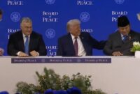 1769101585616-presiden-prabowo-subianto-menandatangani-piagam-dewan-perdamaian-yang-dibentuk-oleh-presiden-amerika-serikat-donald-trump-dok--1769096523106_169