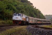 1769382388461-kereta-api-jarak-jauh_169