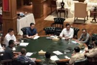 1769533643916-ratas-di-hambalang-membahas-pembangunan-10-kampus-dari-kerja-sama-dengan-universitas-ternama-di-inggris-1769525866113_169